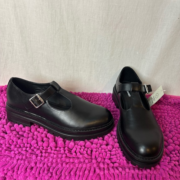 Woman’s No Boundaries Shoes - Picture 4 of 8